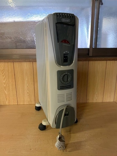 ⭐️ デロンギオイルヒーター ⭐️ ⭐️HR650812FS⭐️