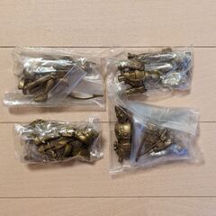 【劇場限定版HG】仮面ライダーブレイド 4体(ブレイド、ギャレン、カリス、レンゲル)の画像