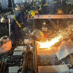 ✨神レア求人✨1年目で月給40万円以上可能💰未経験大歓迎🔰線路メンテナンススタッフ🚃【松本軌道工業】の画像