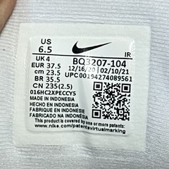 23.5　NIKEランニングシューズの画像