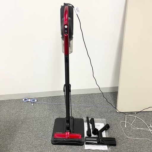 【引取り者様決定しました】2023年製　東芝　トルネオ　コードレススティック掃除機　VC-CLW31