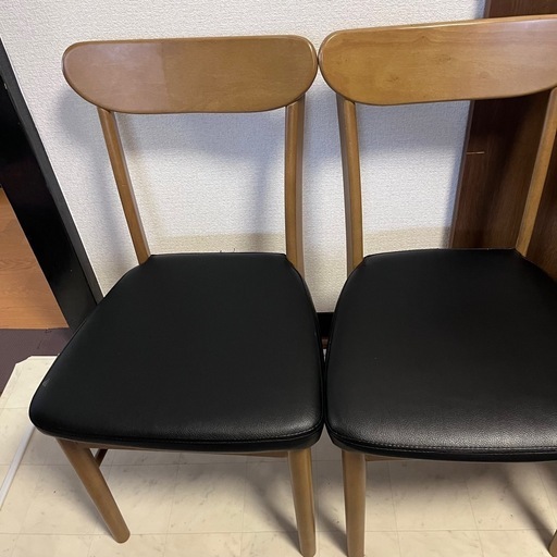 ダイニングテーブルセット 椅子3脚
