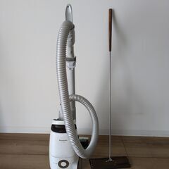 掃除機（パナソニック製）&  木製フローリングワイパー セット