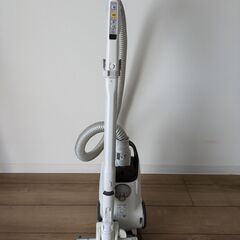 掃除機（パナソニック製）&  木製フローリングワイパー セットの画像