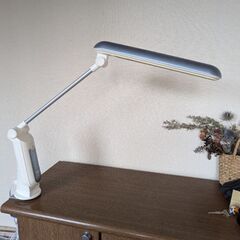 本日午後処分　蛍光灯スタンド　ツインバード