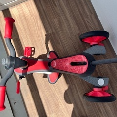 【取引済】子供用三輪車　大人の持ち手付き　赤の画像