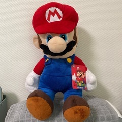 スーパーマリオ　特大ぬいぐるみ