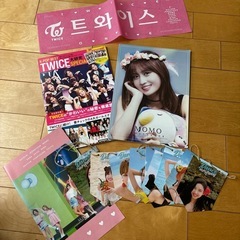 TWICE  モモフォトブック　他
