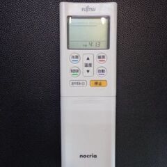FUJITSUルームエアコン　高年式２０２３年　２．２KW　６～８畳　ロボ付き　標準工賃込みの画像