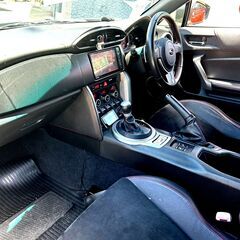 25年式★スバルＢＲＺ★本土仕入★２年車検・２年保証付き！下取り可能！の画像