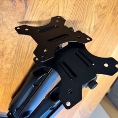【無料】PCデュアル液晶モニターアームの画像