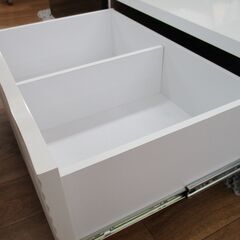 ⭐期間限定の特別値下げ⭐R070 モダン人気白 テレビボード、ローオード、TVラック、幅105cm Used・美品