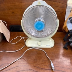 決まりました★  ハロゲンヒーター　あげます
