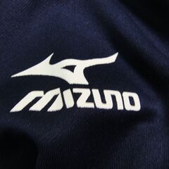 セール中につき、通常特価3,278円より10％引きの2,950円!　【7】日本ハムファイターズ　オフィシャルグッズ　ミズノ　長袖パーカー　Lサイズの画像