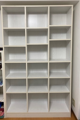 超美しい本棚　ホワイト　大容量　おしゃれ 北欧 大型本 収納　  幅133cm×奥行29cm×高さ188cm　