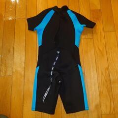 AQA 130cm ウェットスーツの画像