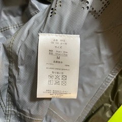 ほぼ未使用・ワークマンの2.5レイヤーハードシェルジャケットの画像