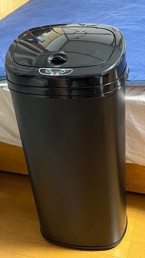 ゴミ箱 自動開閉 おしゃれ 45L 大容量 ふた付き スリム キッチン リビング 屋外 縦型 センサー全自動開閉式  センサー全自動開閉式 ゴミ箱｜coomo-jp｜01 ゴミ箱 自動開閉 おしゃれ 45L 大容量 ふた付き スリム キッチン リビング 屋外 ごみ箱 縦型 センサー全自動開閉式