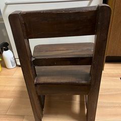 【至急】アンティーク　木製椅子（小）の画像
