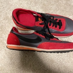 NIKE 24.5 スニーカーの画像