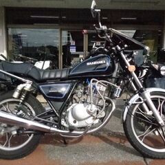 NO.5082　ＧＮ１２５Ｈ　空冷４サイクル単気筒エンジン　ギヤポジションインジケーター　オイルクーラー付き　ビキニカウル付き　ブラック　☆彡の画像