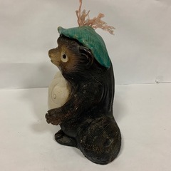 信楽焼たぬきの置物の画像
