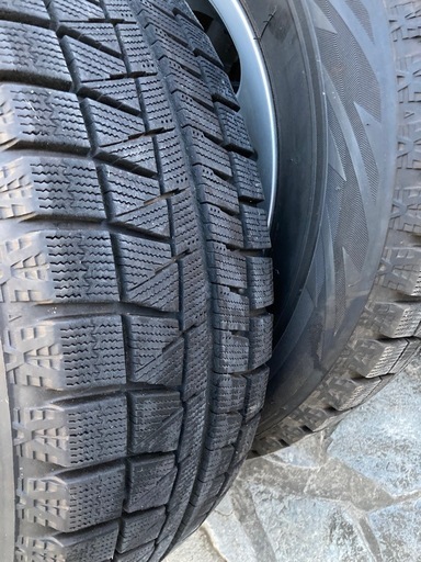 アルミホイール付きスタッドレス❗️205/65R15 バリ山❗️4本セット✨