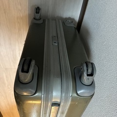 【無料】スーツケース(大)の画像