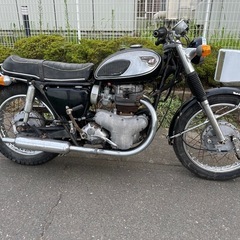 Kawasaki W1 車体　不動車　レストアベース交渉中