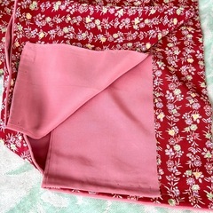 【新品】着物 赤色 小花柄 花 可愛い 春らしい  華やかの画像