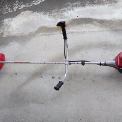 お話し中です　ホンダ4サイクル草刈り機　使用期間少なく美品です