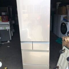 NO 310 ?福岡市内配送設置無料✨?　パナソニック Panasonic エコナビ搭載冷蔵庫 （426L・左開き） 5ドア シャンパンゴールド NR-E438TGL-N