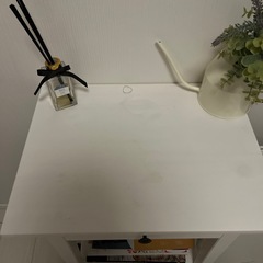 サイドテーブルの画像