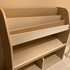 美品絵本棚　　キッズ　ラック　収納の画像