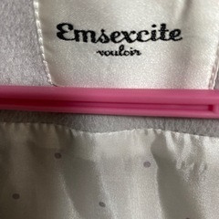 エムズのコートの画像