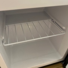 shelddi 家庭用小型冷凍庫　SHF-032の画像