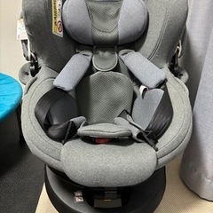 (お譲り先決定)エールべべ　クルット4ウィ2 2018年製　ISOFIX対応の画像