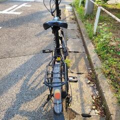 自転車 折りたたみ自転車の画像