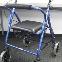 美品　シルバーカー　
シニア歩行器　押し車