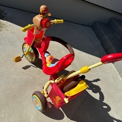 無料　0円　お譲りします。アンパンマン  三輪車　お散歩車　　