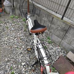 折りたたみ自転車の画像