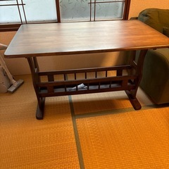 ダイニングテーブル