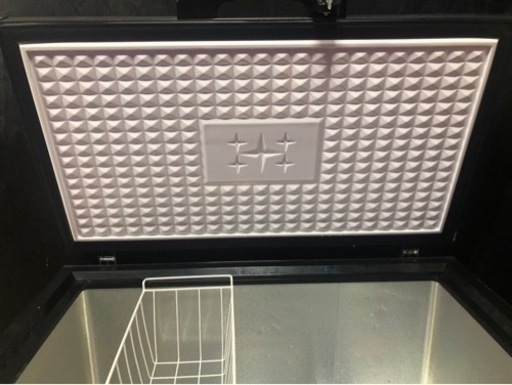 冷凍庫 2022年製