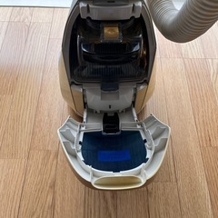 TOSHIBA サイクロン式 掃除機 VC-CB8A東芝 クリーナーの画像