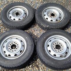 ［値引き］軽トラックのタイヤの画像