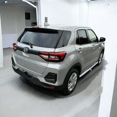 ☆ご成約☆月々２万円～＼誰でも車が買える次世代自社ローン専門店／ 安心の１年保証付き　距離無制限！中古車販売 カーメル山梨店 　令和５年 ダイハツ　ロッキー　L　10㌔の画像