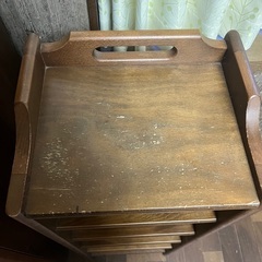 カリモク　スリッパ収納の画像