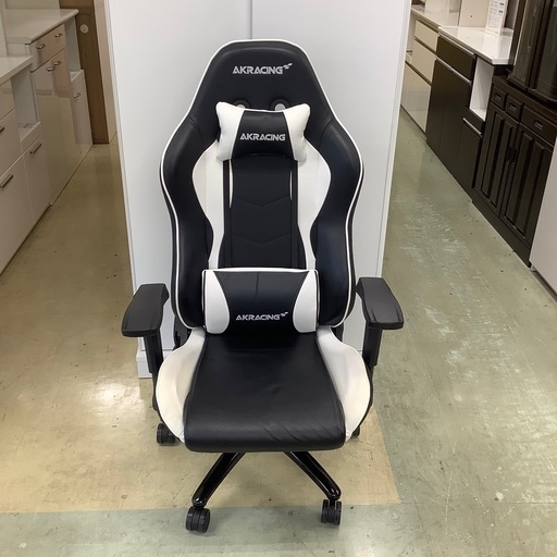 AKRACINGゲーミングチェア