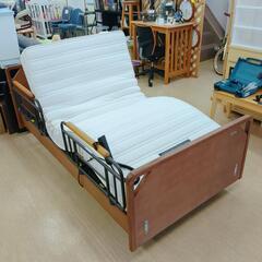 【ジモティー限定値下げ】Ｇｒａｎｚ★介護ベット・電動ベット★ＤＰ－1192Ｍ、２０１２年製、マットレスセット、3モーター、家具 ベッド シングルベッド【こちらは店舗です。浜村鹿野温泉ICから3分 買取本舗 宮本リサイクル 営業時間9～19時 定休日水曜のみ←連絡できませんm(_ _)mの画像