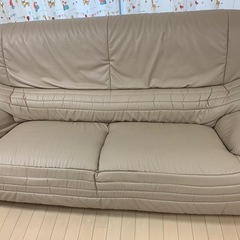 ソファの画像